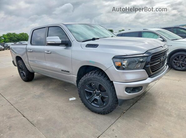 1C6RREFT6LN121691 2020 RAM 1500 Серебряный Передняя правая четверть