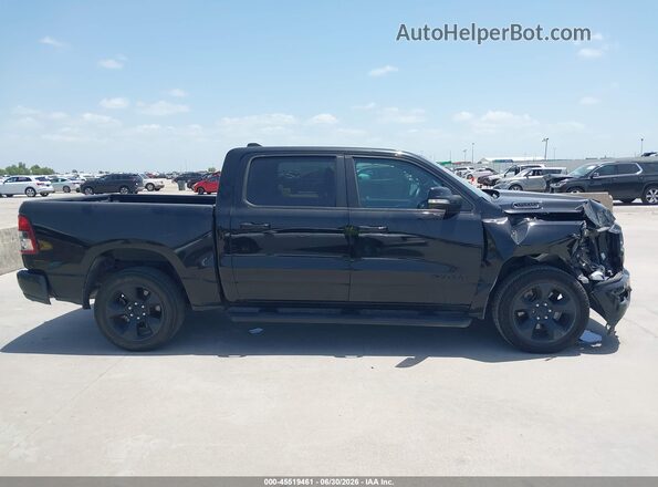 1C6RREFT7KN855965 2019 RAM 1500 Черный Вид задней части салона
