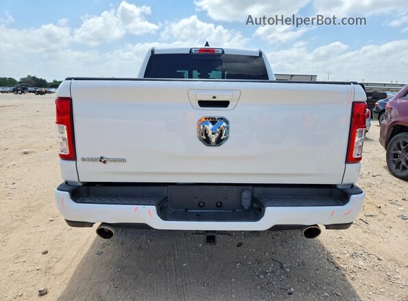 1C6RREFT7LN316828 2020 RAM 1500 White Հետևի տեսք