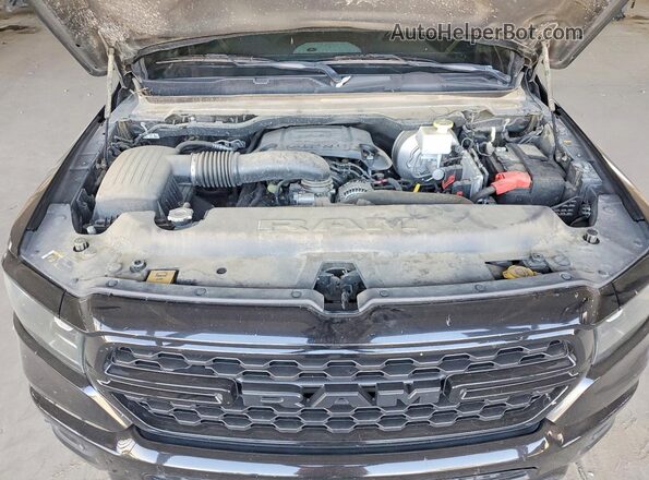 1C6RREFT7NN143086 2022 RAM 1500 Black Vista interior trasera