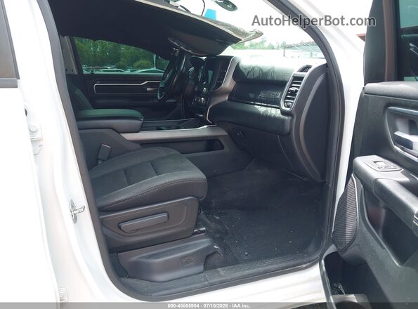 1C6RREFT8KN851603 2019 RAM 1500 White წინა სალონის ხედი