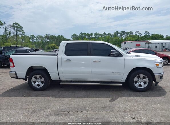1C6RREFT8KN851603 2019 RAM 1500 White უკანა სალონის ხედი
