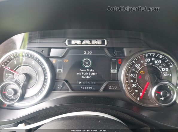 1C6RREFT9KN535580 2019 RAM 1500 Черный Вид задних сидений