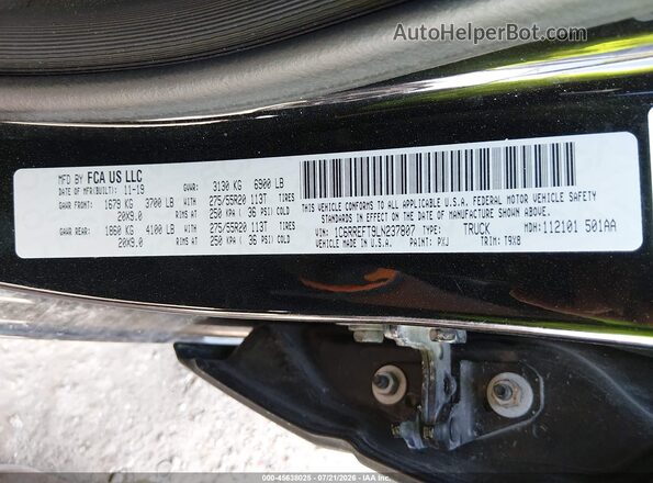 1C6RREFT9LN237807 2020 RAM 1500 Black Vista del compartimento del motor