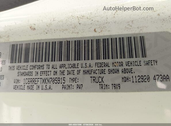 1C6RREFTXKN705915 2019 RAM 1500 White Շարժիչի բաժամունքի տեսք