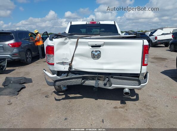 1C6RREFTXKN705915 2019 RAM 1500 White 