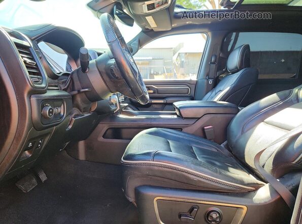 1C6RREHT7KN509153 2019 RAM 1500 Black Вид салону спереду