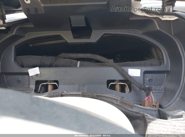 1C6RREHT7KN604585 2019 RAM 1500 Gray Հետևի նստատեղերի տեսք
