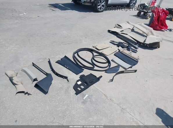 1C6RREHT7KN604585 2019 RAM 1500 Gray Սարքավորումների վահանակի տեսք