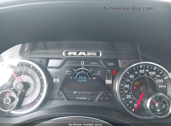 1C6RREJM4LN252926 2020 RAM 1500 Черный Вид задних сидений