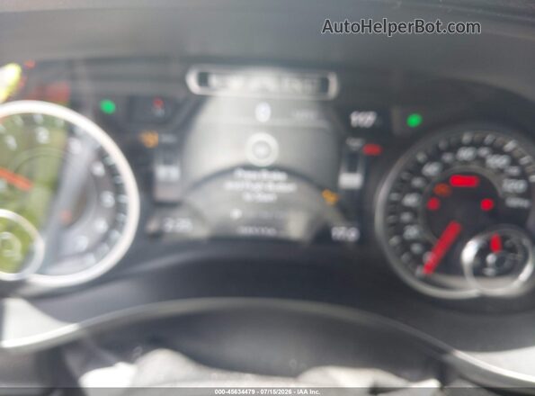 1C6RREJT4MN533262 2021 RAM 1500 White Widok tylnych siedzeń