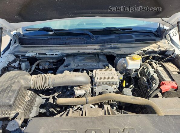 1C6RRENT7PN592675 2023 RAM 1500 White Вид задньої частини салону