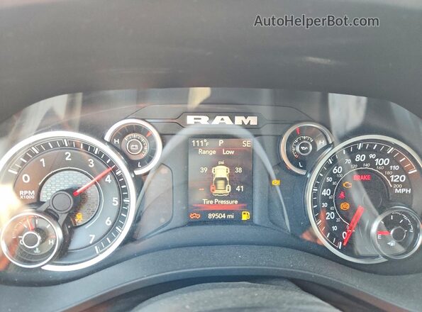 1C6RRENT7PN592675 2023 RAM 1500 White Вид щитка приладів