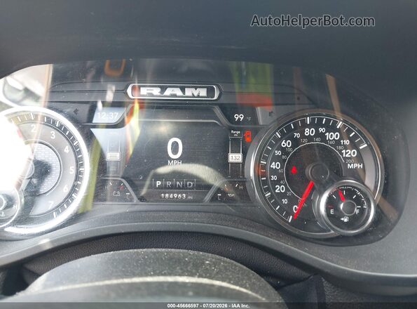 1C6RRFBG6NN258891 2022 RAM 1500 Black Вид задніх сидінь