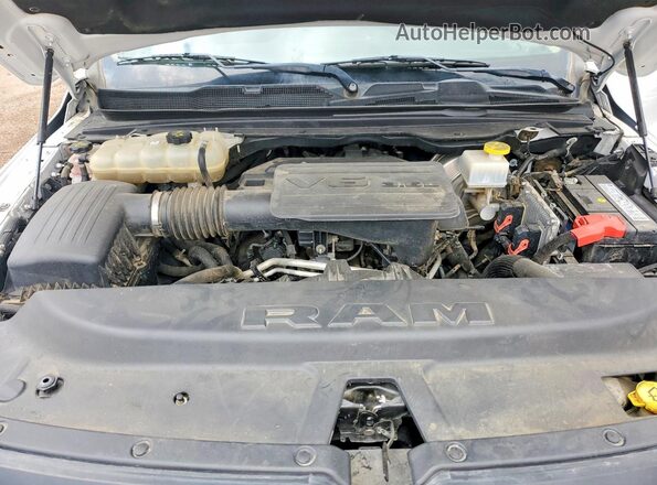 1C6RRFCG4LN264958 2020 RAM 1500 White Вид задньої частини салону
