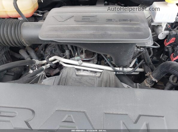 1C6RRFEG2KN872375 2019 RAM 1500 Gray Rear view