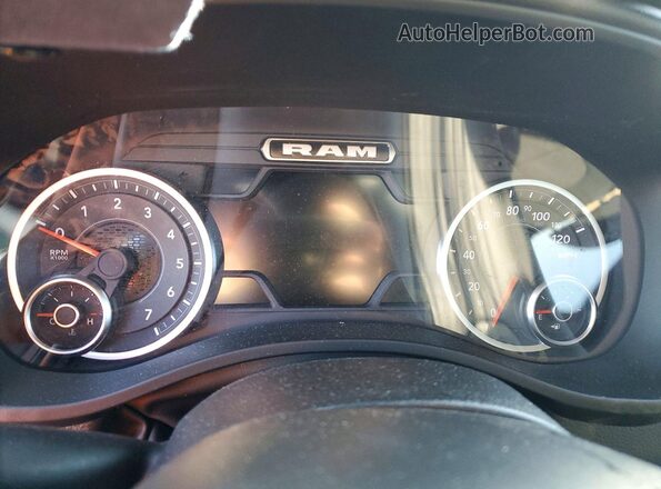 1C6RRFFG1SN245973 2025 RAM 1500 Black Вид щитка приладів