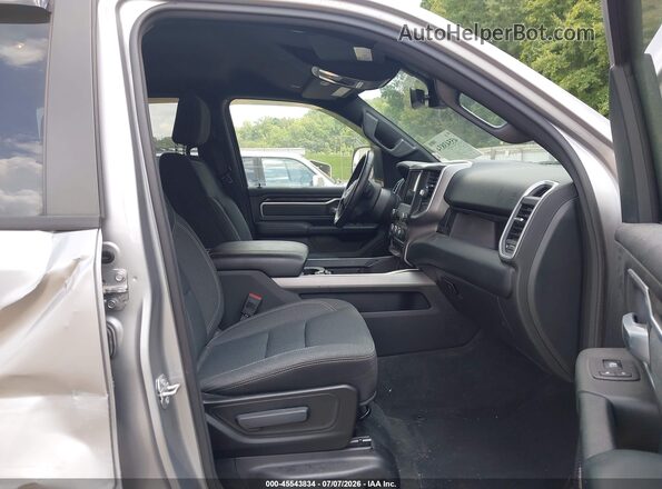 1C6RRFFG2MN782080 2021 RAM 1500 Silver Front interior view