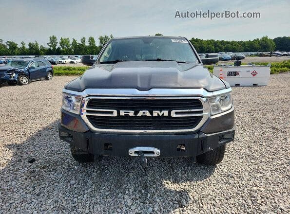 1C6RRFFG5KN847176 2019 RAM 1500 Gray Widok z przodu
