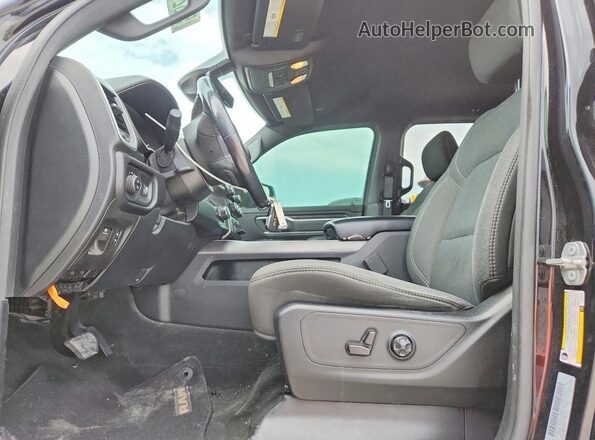 1C6RRFFG6LN251558 2020 RAM 1500 Black Widok wnętrza z przodu