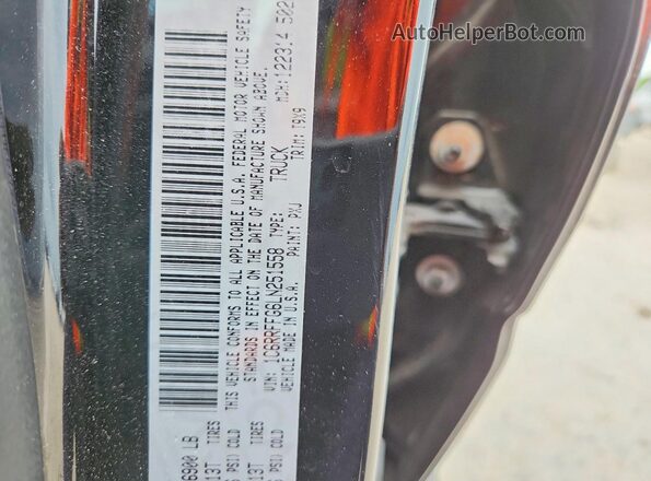 1C6RRFFG6LN251558 2020 RAM 1500 Black Widok naklejki z numerem VIN