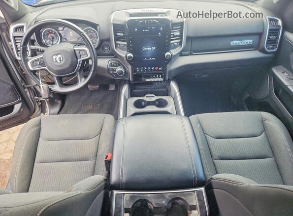 1C6RRFFG6MN588295 2021 RAM 1500 Silver Vista del salpicadero