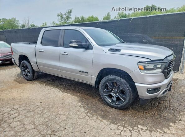 1C6RRFFG6MN588295 2021 RAM 1500 Silver Delantero derecho