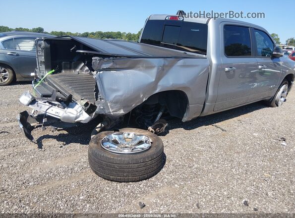 1C6RRFFG6NN459815 2022 RAM 1500 Silver Widok z przodu