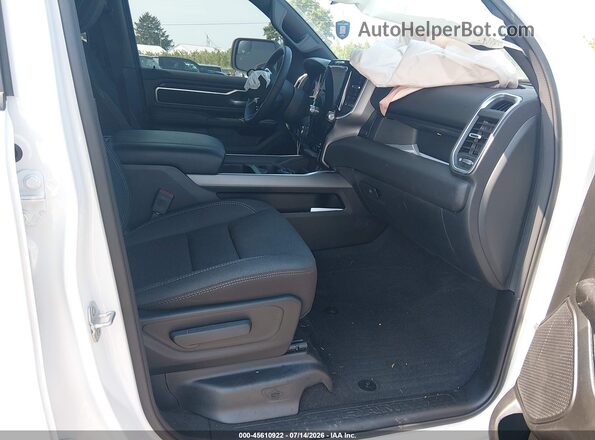 1C6RRFFG6SN570330 2025 RAM 1500 White Front interior view