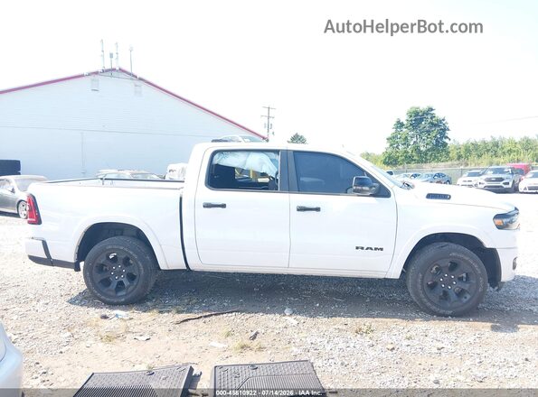 1C6RRFFG6SN570330 2025 RAM 1500 White Rear interior view