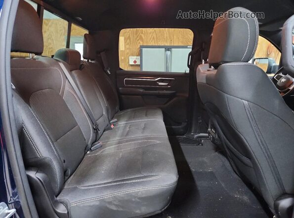 1C6RRFFG7KN767197 2019 RAM 1500 Blue უკანა სავარძლების ხედი