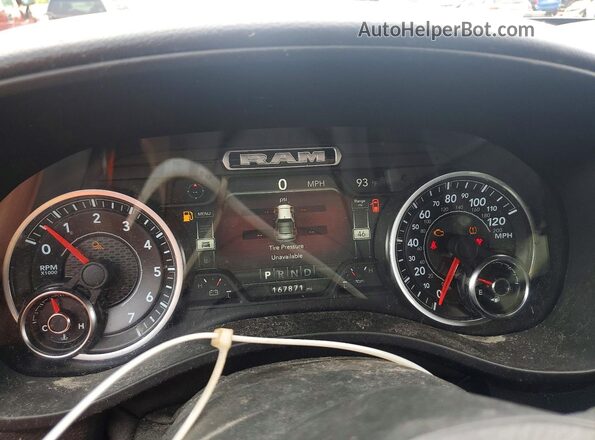 1C6RRFFG7KN862309 2019 RAM 1500 Black ხელსაწყოთა პანელის ხედი