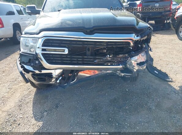 1C6RRFFG8MN519303 2021 RAM 1500 Черный Вид спереди