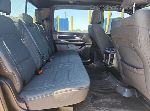 1C6RRFFG8PN648548 2023 RAM 1500 Gray Rear seats view
