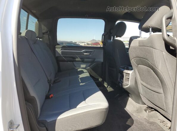 1C6RRFFGXMN565361 2021 RAM 1500 White Вид задніх сидінь