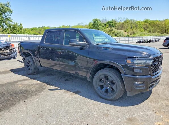 1C6RRFFGXSN193940 2025 RAM 1500 Black Przód prawy