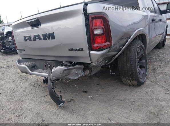 1C6RRFFGXSN508462 2025 RAM 1500 Silver Front view