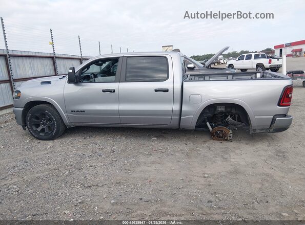 1C6RRFFGXSN508462 2025 RAM 1500 Silver 360 interior view