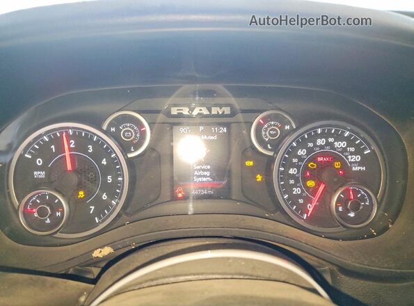1C6RRFGG0SN161433 2025 RAM 1500 White Widok zestawu wskaźników