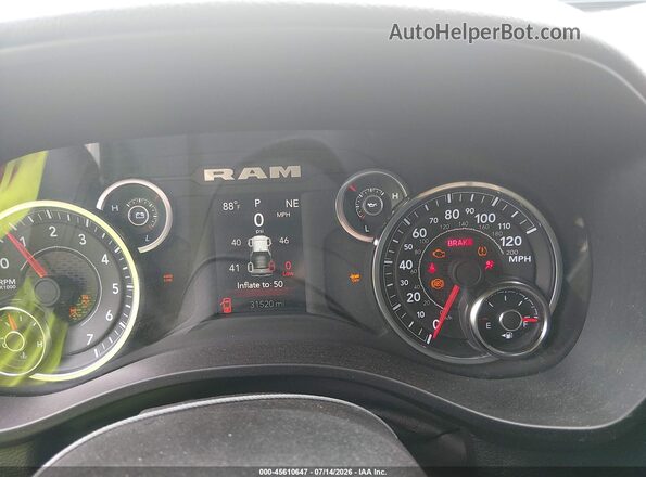 1C6RRFGG9SN608180 2025 RAM 1500 White Rear seats view