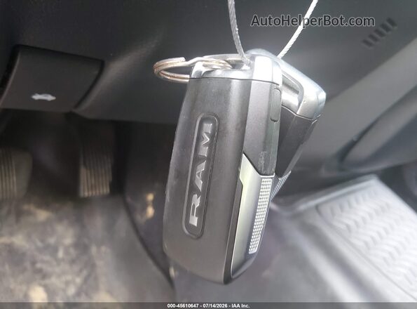 1C6RRFGG9SN608180 2025 RAM 1500 White Dashboard view