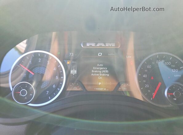 1C6RRFGGXSN245579 2025 RAM 1500 Угольный Вид щитка приборов
