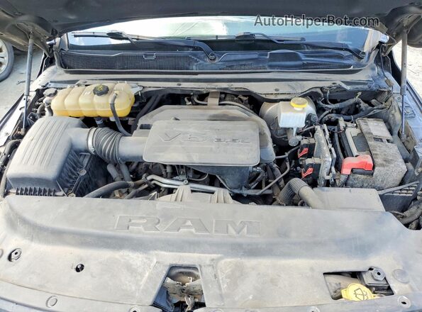 1C6RRFMG2KN689706 2019 RAM 1500 Black უკანა სალონის ხედი