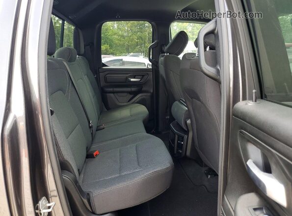 1C6SRECG6RN128559 2024 RAM 1500 Gray Вид задніх сидінь