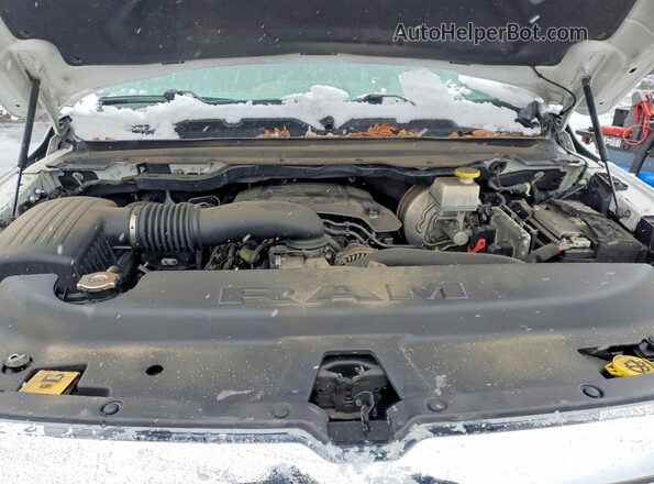 1C6SRFBT1LN364595 2020 RAM 1500 White Widok wnętrza z tyłu