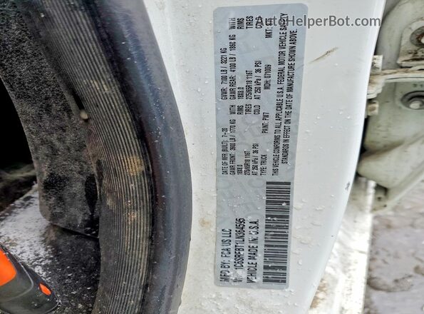 1C6SRFBT1LN364595 2020 RAM 1500 White Widok komory silnika