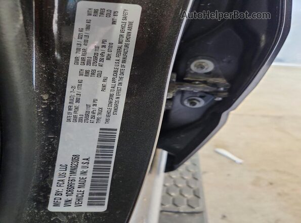 1C6SRFBT1MN823058 2021 RAM 1500 Gray ძრავის განყოფილების ხედი