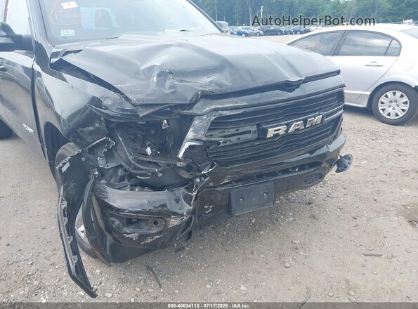 1C6SRFBT3LN266426 2020 RAM 1500 Black Front view