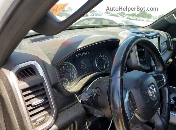 1C6SRFBT5KN656037 2019 RAM 1500 White Սարքավորումների վահանակի տեսք