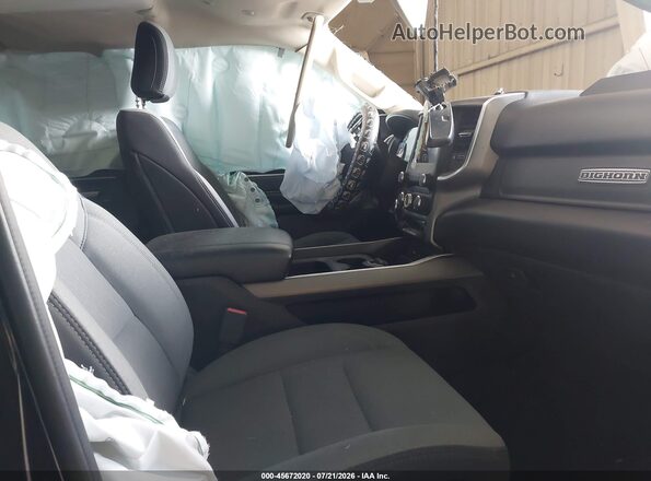 1C6SRFBT5KN913780 2019 RAM 1500 Black Front interior view